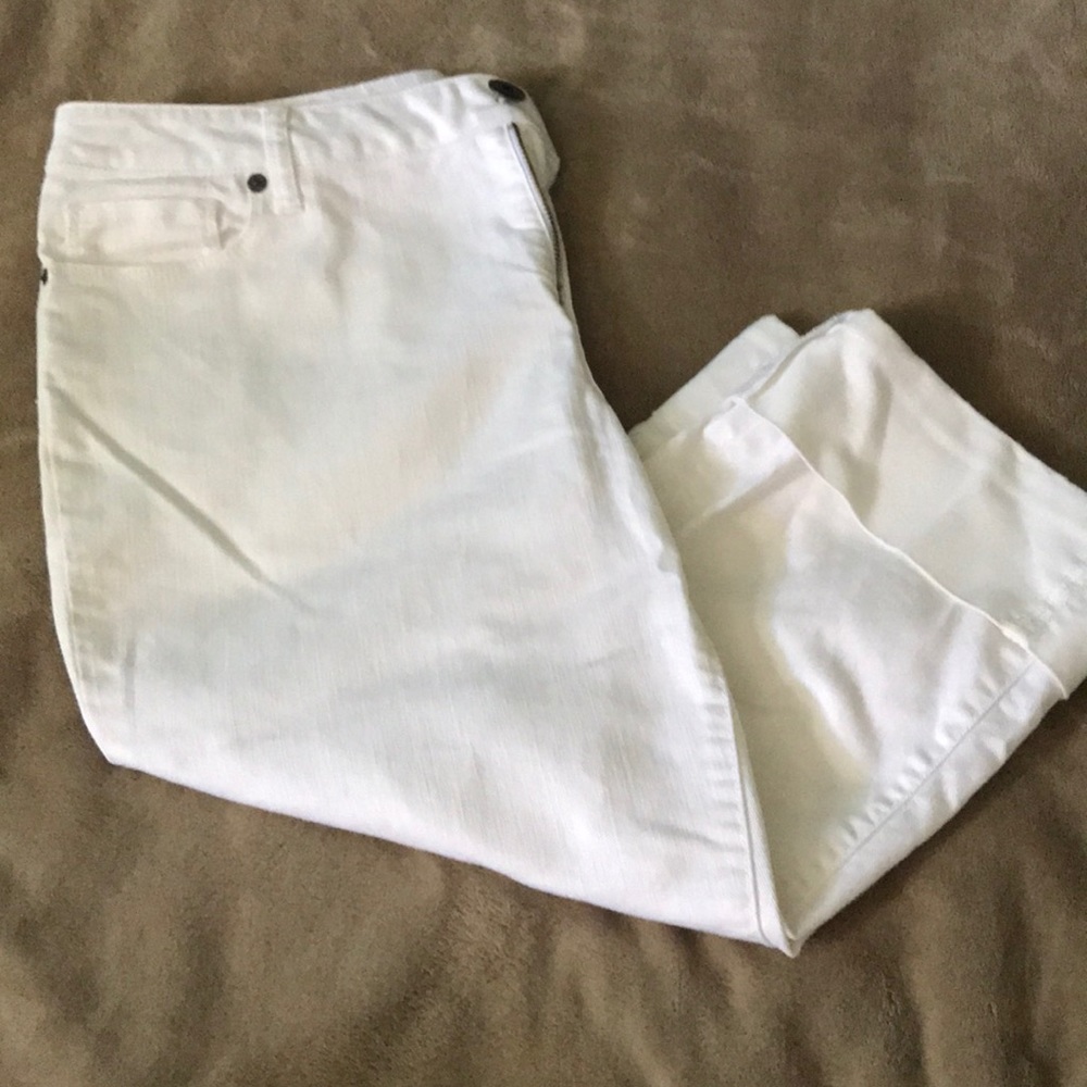 White capris